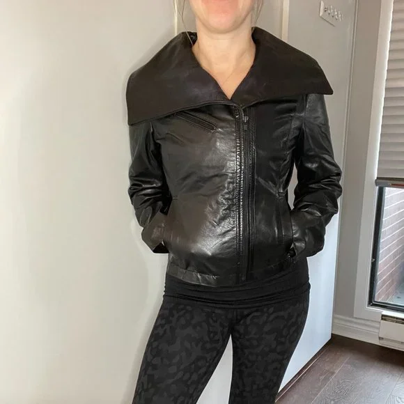 Kenneth Cole Leather Jacket - Picture 3 of 9